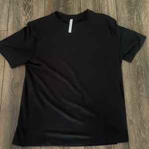 Never worn fabletics plain black tee